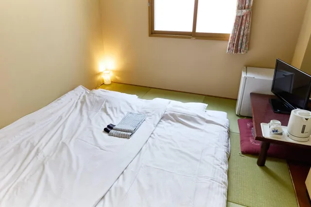 غرفة يابانية بسريرين منفصلين، Heiwadai Hotel Arato 2/7