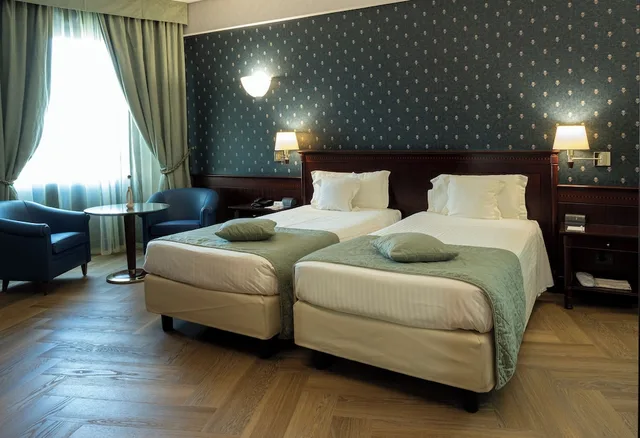 Comfy, Twin Beds، Antares Hotel Concorde 1/6
