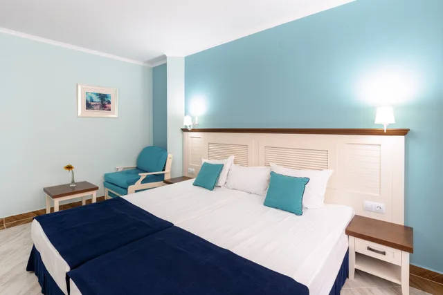 Standard, Double Bed, Lateral Side Sea View، EVRIDIKA NESSEBAR 4/7