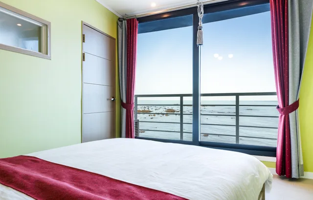 غرفة ديلوكس بسرير مزدوج، On The Sea Pension 4/10