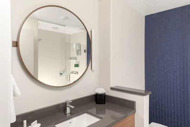 جناح بسرير كينج مع أريكة، Fairfield Inn Suites Fort Collins South 4/5