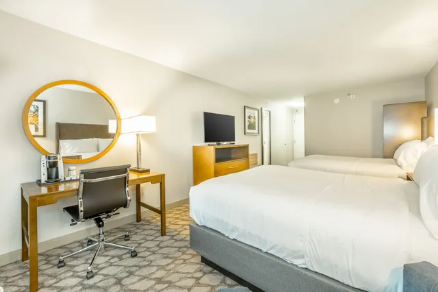 غرفة قياسية بسريرين مزدوجين، Holiday Inn Hotel Suites Peachtree City 7/9