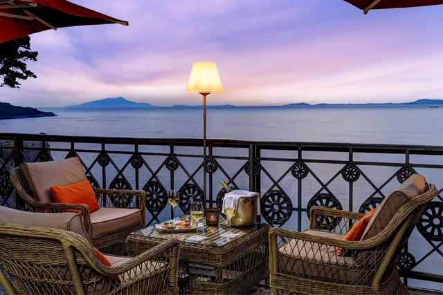 Classic, Double or Twin Bed, City View, Grand Hotel Ambasciatori 1/3