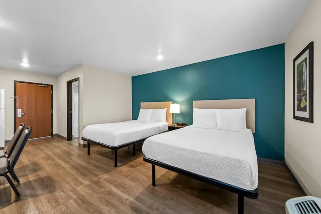 غرفة قياسية بسريرين مزدوجين، WoodSpring Suites San Antonio South 2/5