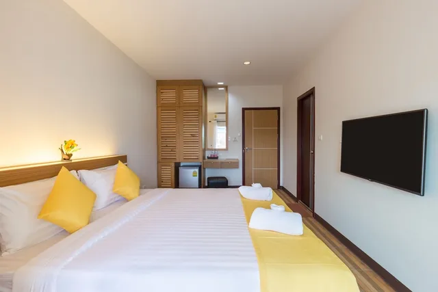 Deluxe, Double Bed, Tee Pak Dee Resident Phuket 2/10