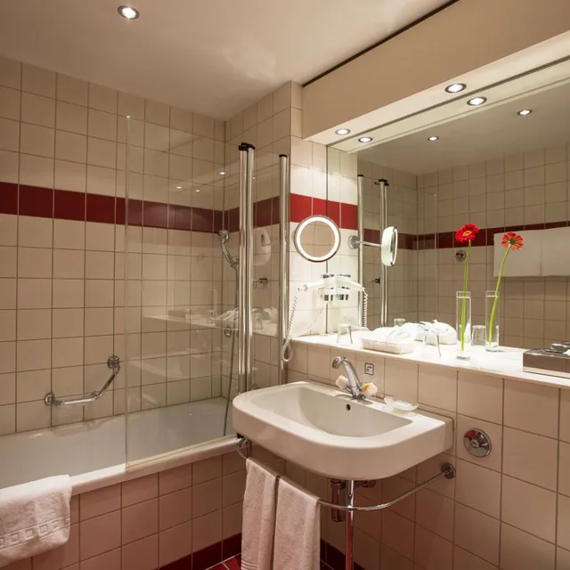 غرفة مفردة بشرفة، Grand Hotel Beau Rivage 8/10