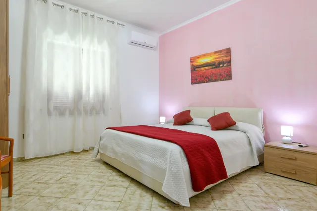 Comfort, Town House, Garden View, Green Paradise Affittacamere 1/2