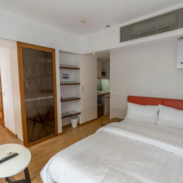 Deluxe, Triple, Homy Residence Hongkong 6/10