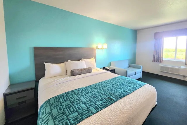 غرفة سوبيريور بسرير كينج للمدخنين، Howard Johnson By Wyndham Galveston 5/10