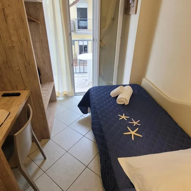 غرفة مفردة بشرفة، Hotel Adigrat 4/10