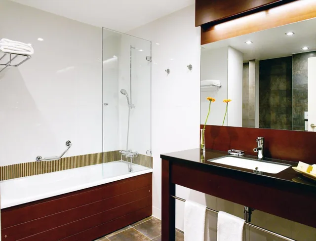 Club, Double Bed, Terrace, New Hotel Charlemagne 2/4