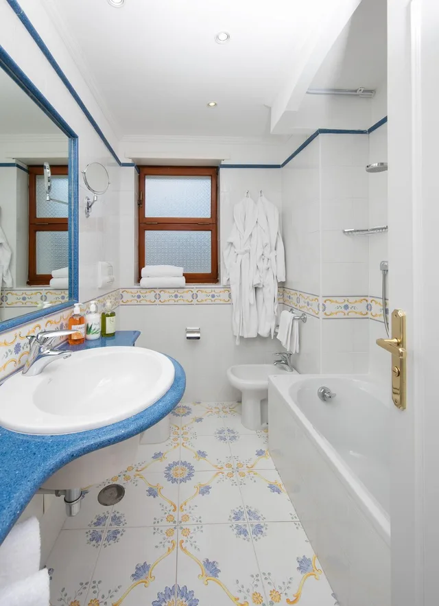 غرفة أساسية بسرير مزدوج أو سريرين منفصلين، Hotel Syrene Capri 5/6