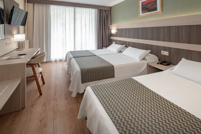 غرفة قياسية ثلاثية، Playa Park Hotel 2/4