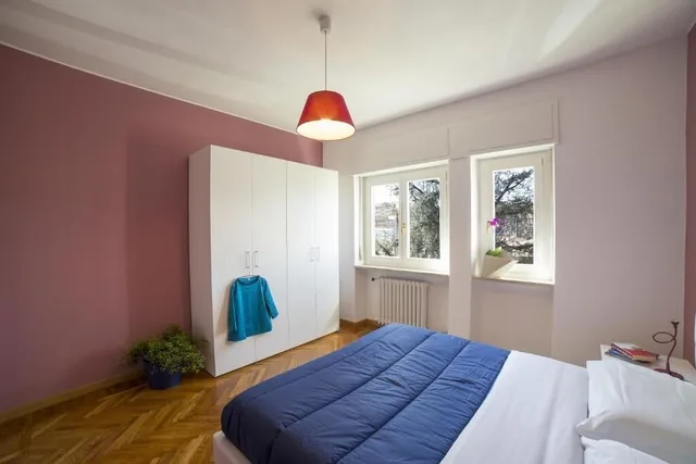 شقة أساسية رباعية بسريرين كوين بشرفة بـ3 غرف نوم مع أريكة، Dreams Hotel Residenza Gambara 2/5