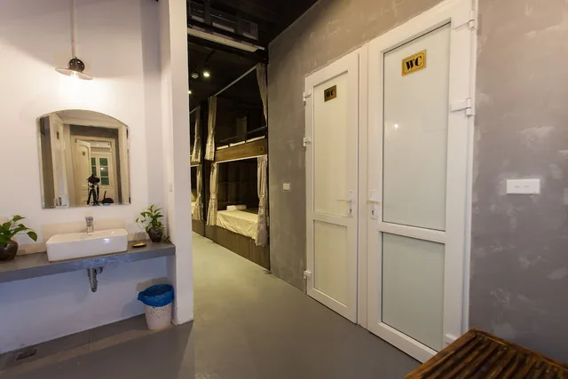 Mixed Dorm, 10 Beds, Luxury Backpackers 1/2