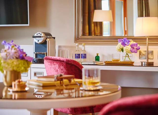 غرفة تنفيذية بسرير مزدوج وسرير فردي، The Rose Hotel 1/4