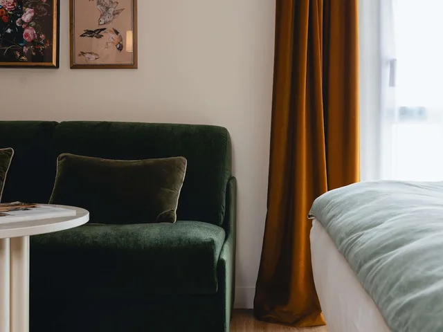 غرفة ديلوكس عائلية بسرير مزدوج مع أريكة، Square Lodge Hotel La Roche sur Yon - Handwritten Collection 4/6