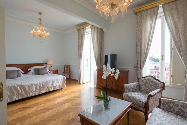 جناح جونيور بإطلالة على البحر، Imperiale Palace Hotel 1/6