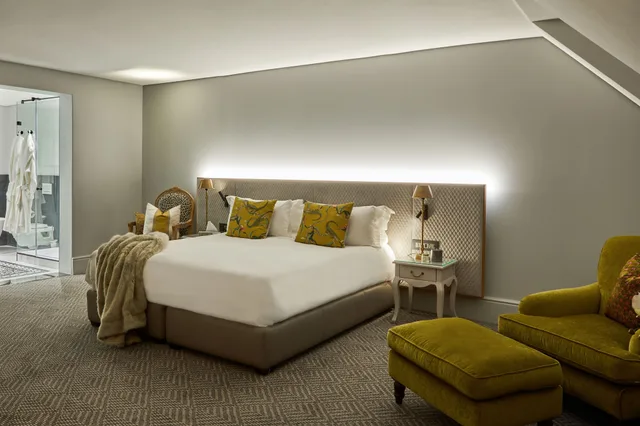 Junior Suite Sea Facing، The Winchester Hotel 3/3