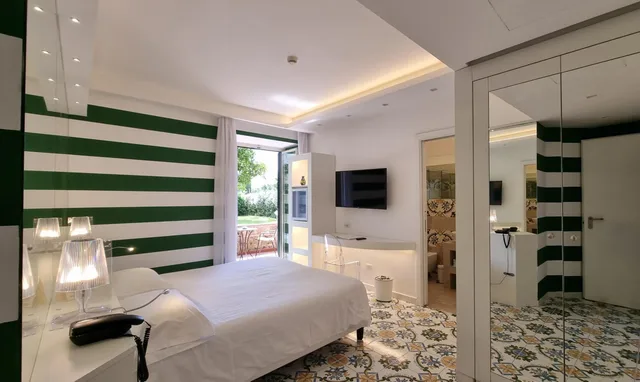غرفة بسرير مزدوج أو سريرين منفصلين بشرفة، Hotel Alpha 10/10