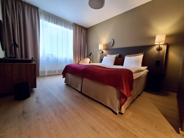 غرفة قياسية بسريرين منفصلين مع أريكة، Home Hotel Mektagonen 5/10