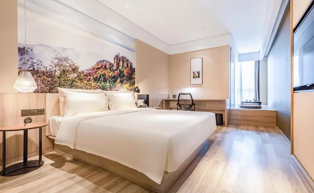Superior, King and Queen Bed, Atour Hotel (Liuquan Road, Zibo Hi-tech Zone) 2/2