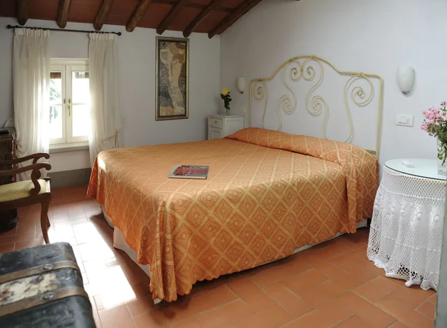 غرفة كلاسيكية مفردة بسرير كوين، Relais Del Lago 2/3
