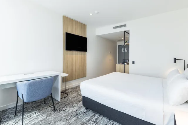 Oaks Cairns Hotel، كيرنز، كوينزلاند 28/93