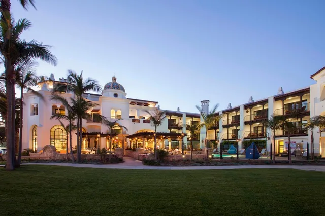 جناح فاخر بإطلالة على البحر بغرفة نوم واحدة، Santa Barbara Inn 1/1