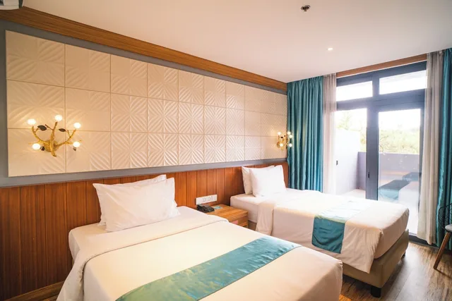 Supreme, Balcony, The Orchard Hotel Baguio 1/6