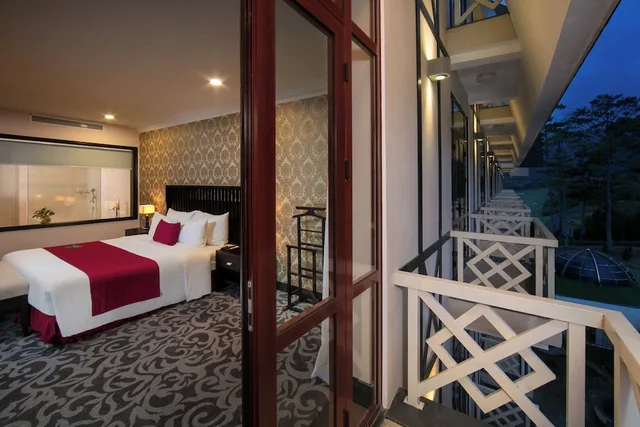 جناح ملكي بإطلالة على الجبل، Swiss-Belresort Tuyen Lam Dalat 5/10