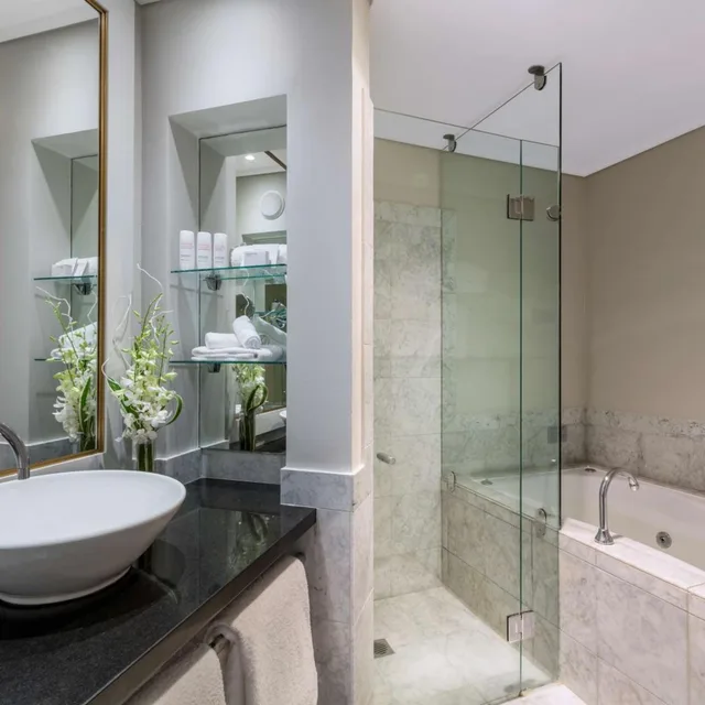 1 Bedroom, Paradox, Spa, Suite، Paradox Sydney 4/4