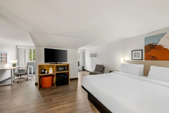 غرفة بسرير كينج، Casco Bay Inn 1/8
