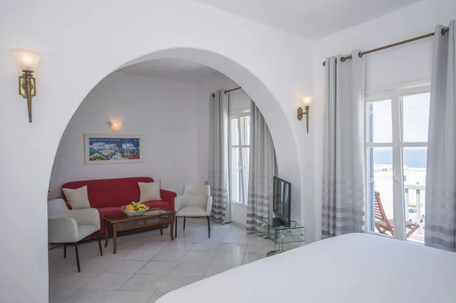 غرفة سوبيريور بسرير كوين بإطلالة على البحر مع أريكة، Mykonos Adonis Hotel 5/9