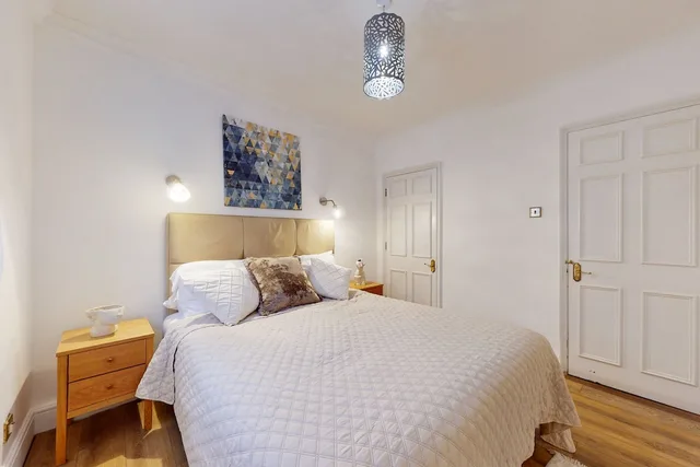 شقة فاخرة بسرير كينج بحمام خاص مع أريكة، Park Lane Apartments/Clarges Street 8/10