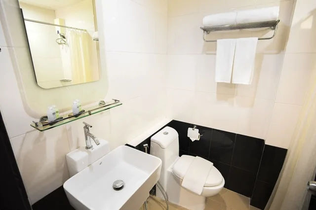 جناح ثلاثي بسرير مزدوج وسرير فردي، The Loft Resort Bangkok 4/4