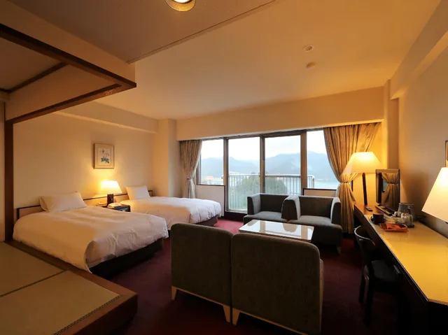 غرفة يابانية غربية ديلوكس بحوض استحمام، Resorpia Kumihama 1/2