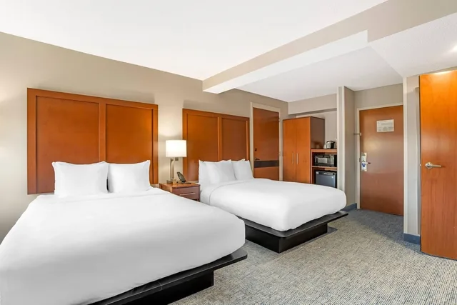 جناح بسريرين كوين مع أريكة، Comfort Suites near Birkdale Village Huntersville 7/10