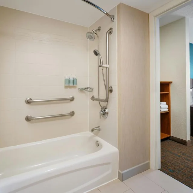 2 Bedrooms, Suite, Queen Bed, Sofa, Residence Inn By Marriott O Apos Hare 4/5