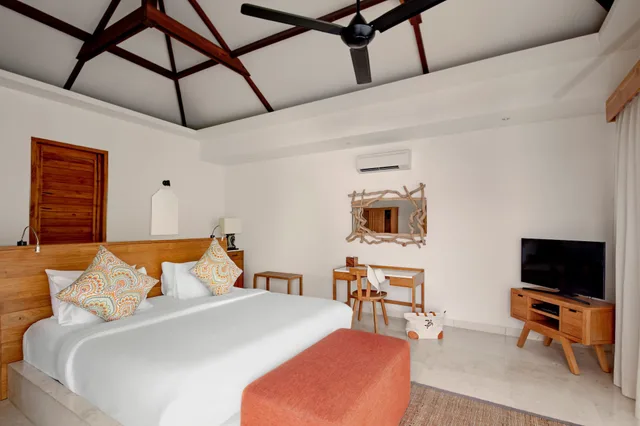 2 Bedrooms, Pool, Villa, 2 King Beds، Kokomo Resort Gili Gede 1/4