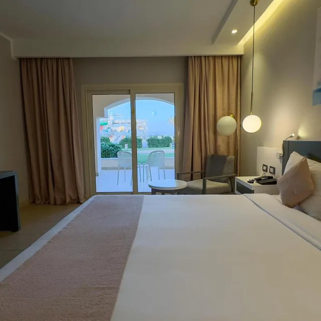 غرفة بريميوم بإطلالة على المسبح، Sataya Resort Marsa Alam 10/10