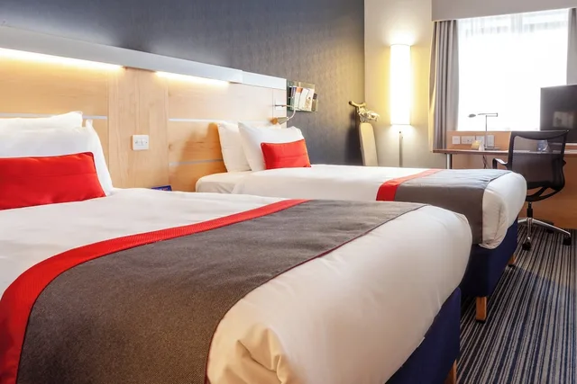 غرفة قياسية بسريرين منفصلين لذوي الإعاقة، Holiday Inn Express Edinburgh Royal Mile 1/4