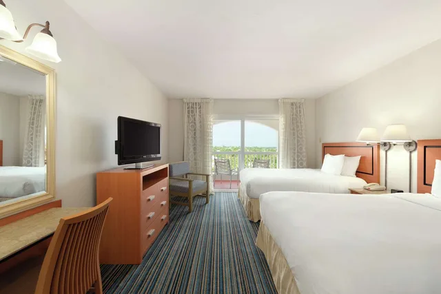 جناح بسرير مزدوج، Embassy Suites By Hilton Dorado Del Mar Beach Resort 4/4