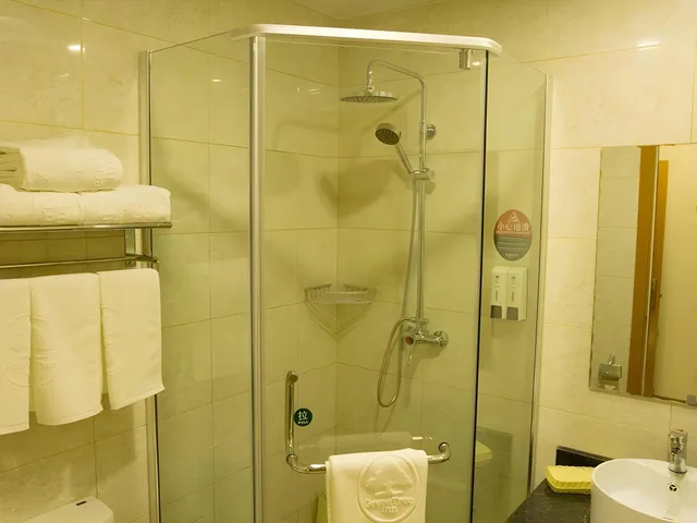 غرفة بسرير كوين، Greentree Inn Tangshan Nanhu Lake Exhibition Center Express Hotel 1/1