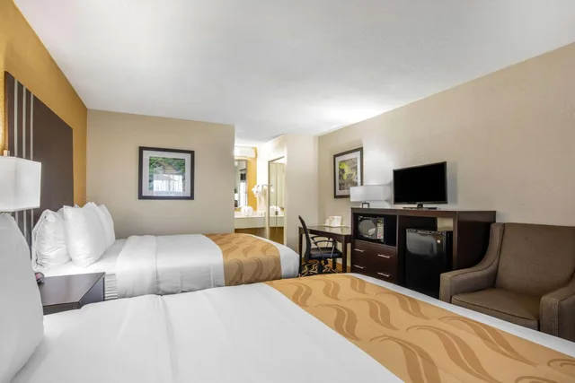 غرفة بسريرين كوين للمدخنين، Quality Inn West Fort Worth, TX 8/10