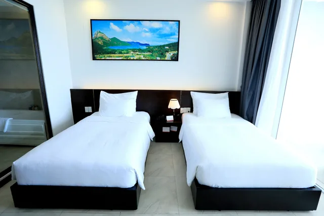 Ocean, Deluxe, Twin Beds, Orson Hotel and Resort Con Dao 2/7