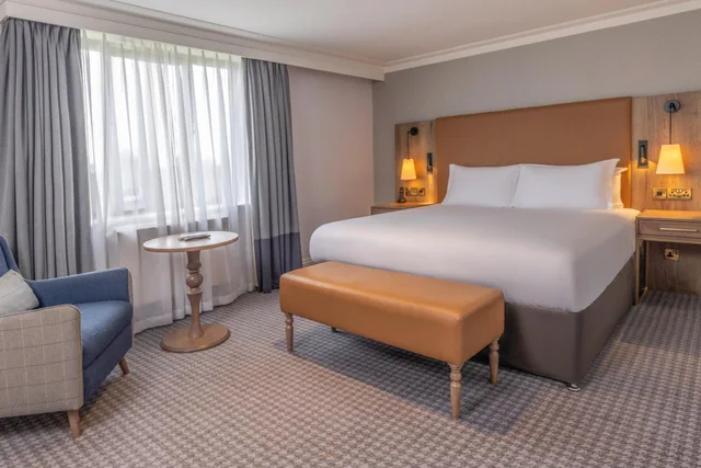 جناح بسرير كوين مع أريكة، Oxford Belfry Hotel & Spa 1/1