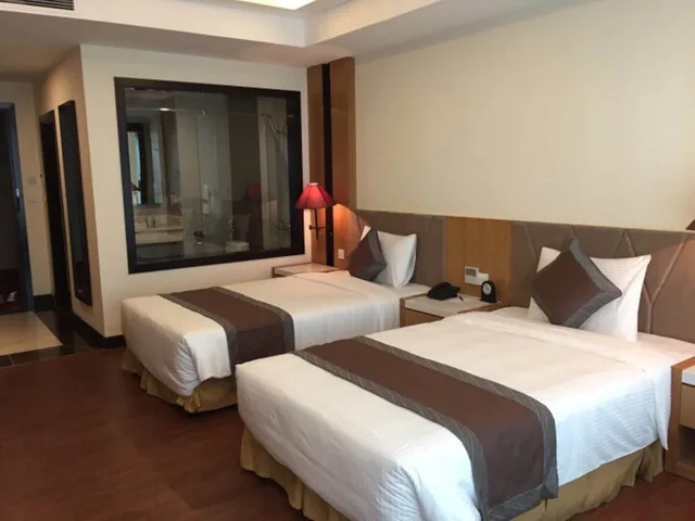 غرفة ديلوكس بسريرين منفصلين بإطلالة على البحر، Muong Thanh Luxury Da Nang Hotel 1/7