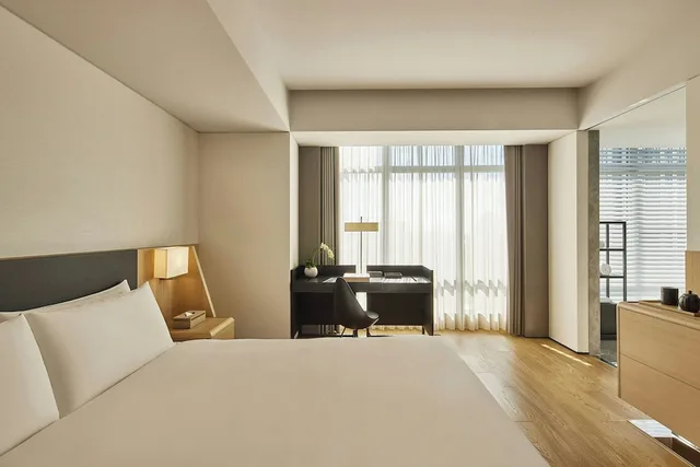غرفة بريميير بسرير كينج بإطلالة على المدينة، THE AMNIS, a Luxury Collection Hotel, Kaohsiung 3/5