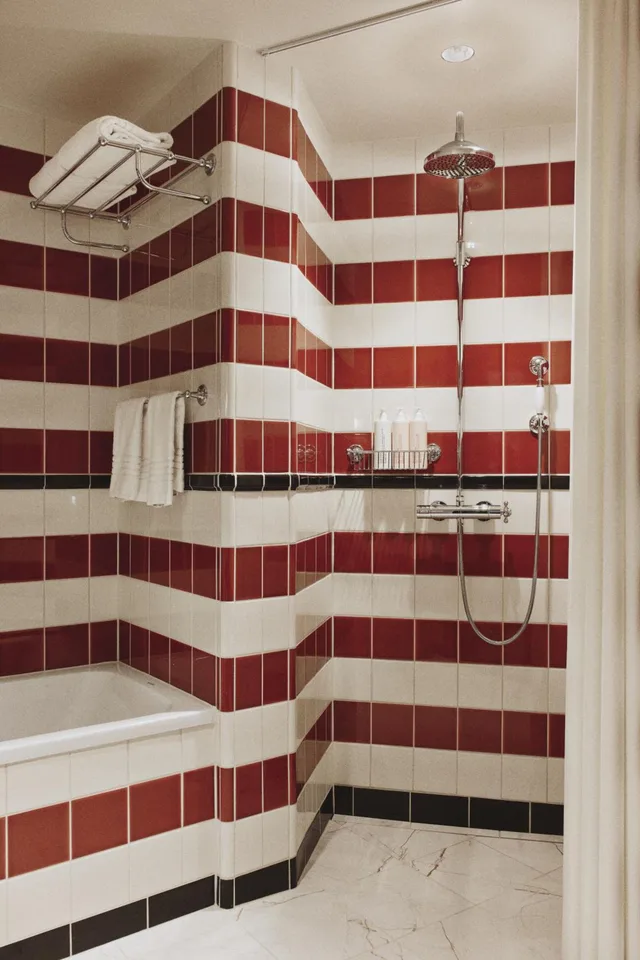 جناح، Hotel Bella Grande 4/4